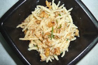 pasta con pecorino, noci e miele