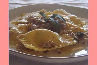 ravioli ricotta e noci