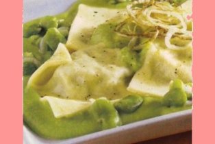 ravioli con crema di fave e pecorino