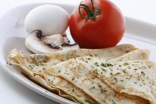 Crepes Con Formaggio E Noci