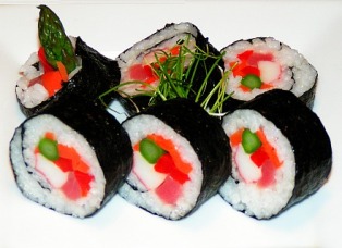 sushi al salmone